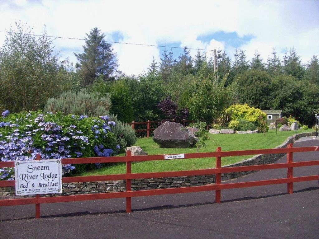 Sneem River Lodge Bed & Breakfast Eksteriør bilde